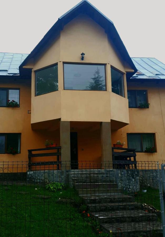 Casa Ionel Si Dani Villa Fundata Exteriör bild